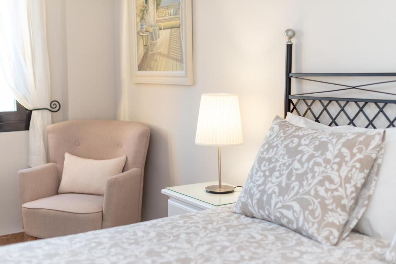 Fee4Me: First Line Luxury Apartment Arrecife  Bagian luar foto